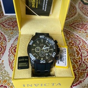 Invicta Men's Pro Diver 22338 Black Silicone